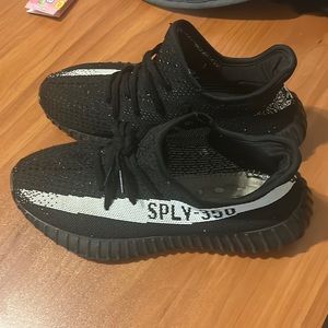 Yeezy 350 Oreo